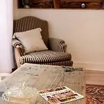 La Brocante - Meilleurhote-brioude